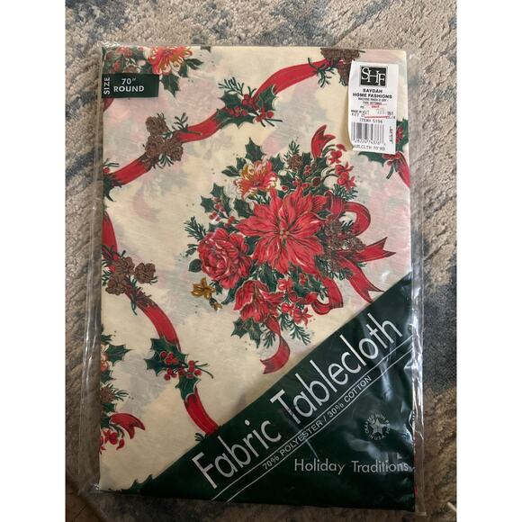 Fabric Tablecloth 70 round. Christmas table cloth with poinsettia’s and ribbon. - Picture 1 of 3